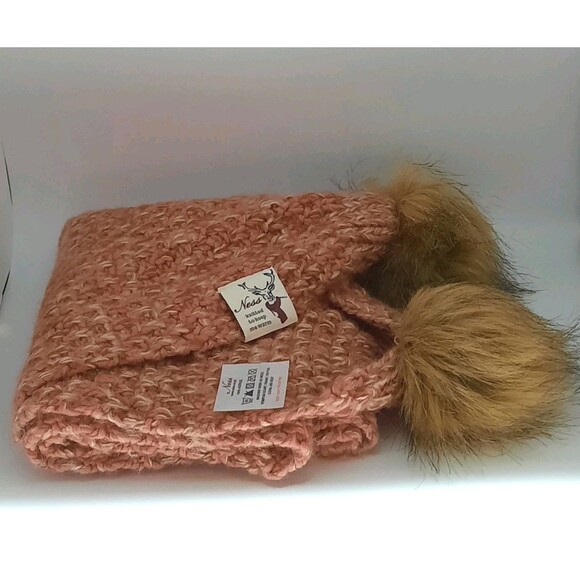 3 Pc Coral Warm Knit Scarf Gloves/ Beanie Pompom Hat / Beanie Pompom Scarf NWOT - Picture 5 of 8